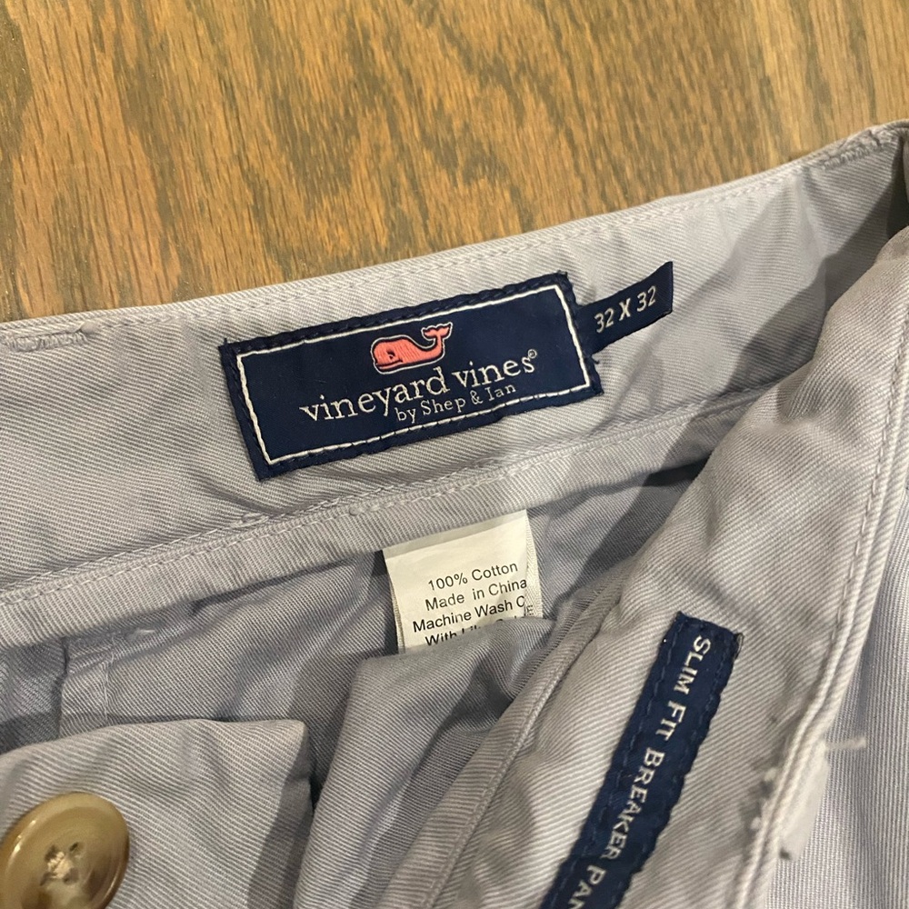Vineyard Vines Chino pants worn 1 time light bluish gray.
